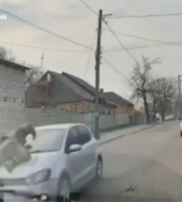 В Кропивницком водитель пытался скрыться от ТЦК и сбил военного