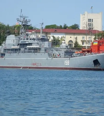 Дроны СБУ повредили три военных корабля в Крыму, среди них — "Ямал" и "Азов"