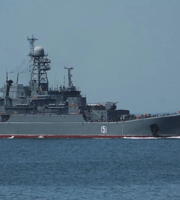У Криму знищено два великі десантні кораблі рф – ГУР (відео)
