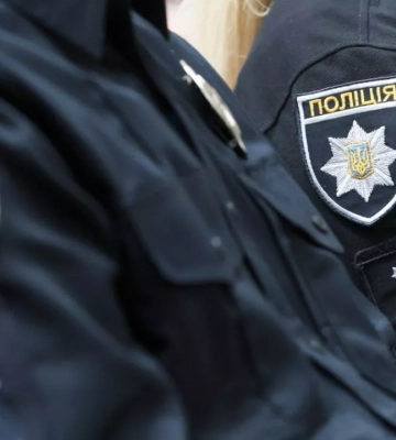 В Одесі озброєний військовослужбовець погрожував перехожим і травмував дитину
