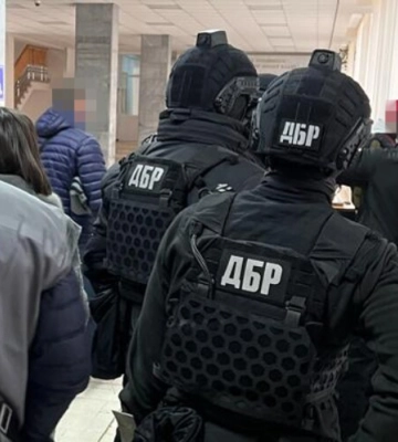 У главы ВВК на Закарпатье во время обысков нашли большие суммы наличных – СМИ