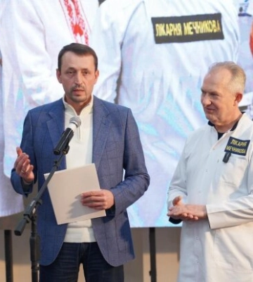 Более 55 тысяч спасенных жизней: фонд "Надежда" и Валерий Дубиль с первых дней войны поддерживают больницу Мечникова