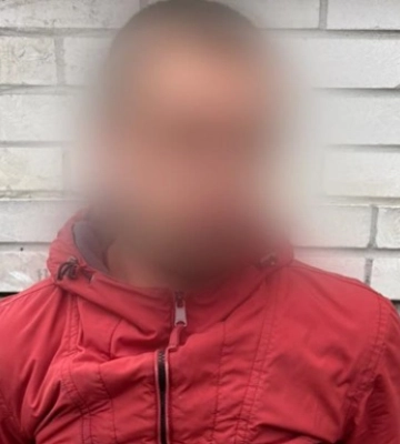 В Киеве задержали вооружённого мужчину