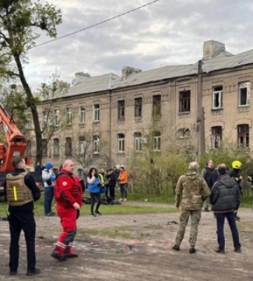 Кількість постраждалих унаслідок удару дрона по житловому будинку в Харкові зросла до семи