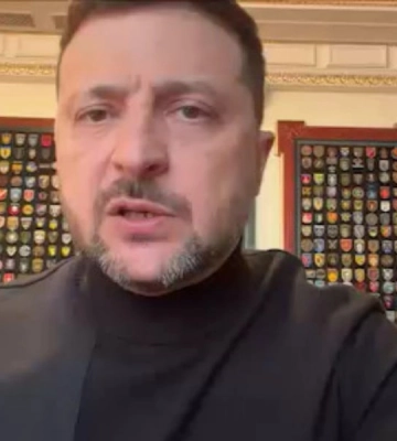 Володимир Зеленський закликав переглянути правила застосування зброї для захисту людей