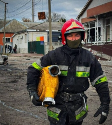 Головне за ніч та ранок вівторка, 21 квітня: понад 170 боєзіткнень, ворожі атаки на Суми і Харків