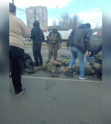 В Одессе сотрудники СБУ задержали сотрудников ТЦК: была погоня и стрельба (видео)