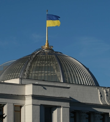 ЦИК признала народным депутатом "слугу" Киевець