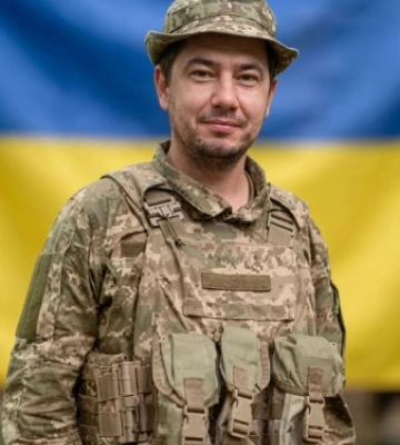 На щиті повернувся додому 28-річний захисник Ярослав Попович з Виноградівщини