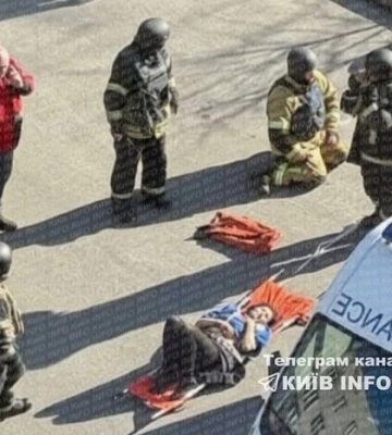 У Києві невідомий відкрив стрілянину по людях