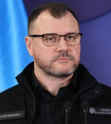 У нападника в Києві була офіційно зареєстрована зброя - Клименко