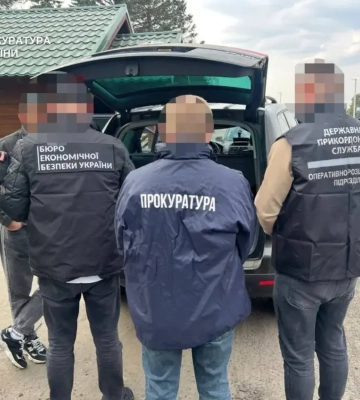 На Волині викрили схему контрабанди авто під виглядом допомоги ЗСУ