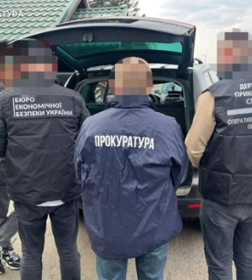 На Волині викрили контрабанду автомобілів під виглядом допомоги для ЗСУ