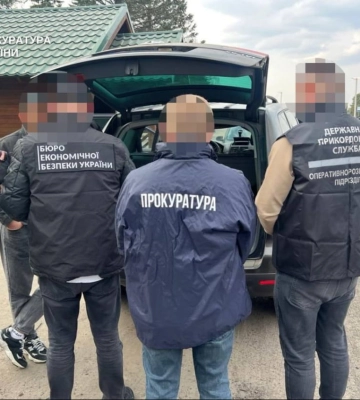 На Волині викрили схему контрабанди авто під виглядом допомоги ЗСУ