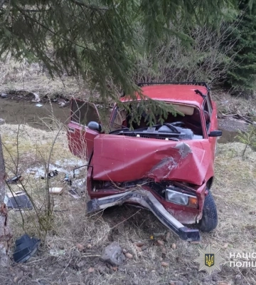 Унаслідок ДТП біля Міжгірʼя постраждали 17-річний водій та 5 його пасажирів