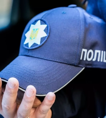 Суд обирає запобіжний захід патрульному, який утік під час теракту у Києві