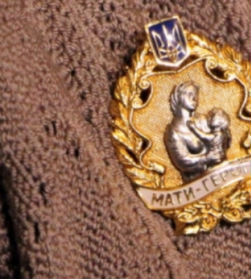 На Волині чотирьом багатодітним мамам вручили почесні звання 