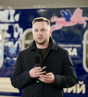 Укрзалізниця запустила нові дитячі вагони, що курсуватимуть до Одеси, - ФОТО