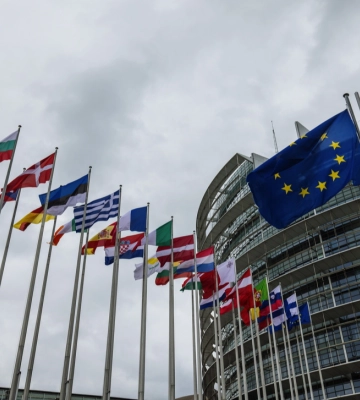 22 квітня посли ЄС, окрім 90 млрд для України, спробують затвердити і нові санкції проти РФ