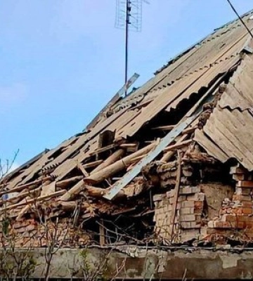 Росіяни майже 40 разів били по Дніпропетровщині: пошкоджено підприємство, будинки й авто