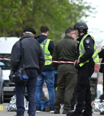 Зеленський заявив, що слідчі перевіряють кілька версій мотивів стрільця в Києві