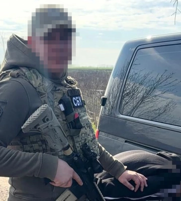 СБУ затримала коригувальника російського ГРУ, який наводив півторатонні авіабомби на оборонців Краматорська та Дружківки