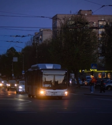 На вулиці Луцька виїхав унікальний автобус 