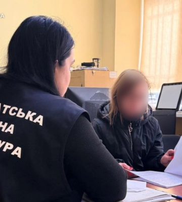 Подсыпала яд в напиток: в Ужгороде женщина убила военного ВСУ по заказу РФ — полиция