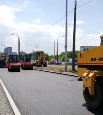В Киеве на полгода ограничат движение на Броварском проспекте