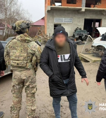 На Ужгородщині судитимуть підприємця, який продавав «гуманітарні» автомобілі