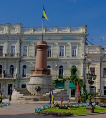 В Одесі чотирьох працівників ТЦК та правоохоронця заарештували за викрадення людини