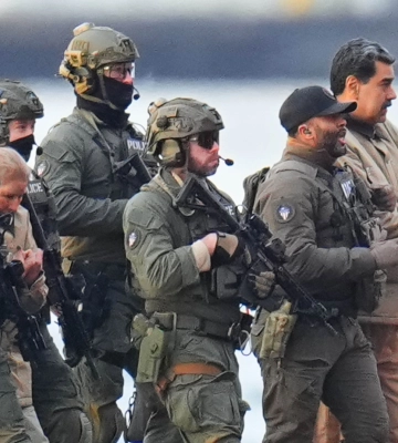 В США арестовали военнослужащего, который заработал $400 тыс. на ставках о задержании Мадуро
