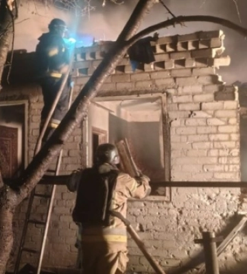 Майже 20 обстрілів: ворог із вечора атакував три райони Дніпропетровщини