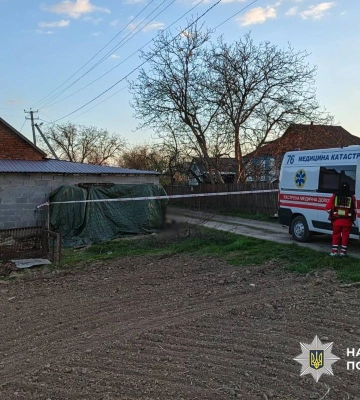 «Майже дійшов до двору, але помер на очах сусідів»: на Звенигородщині розслідують вбивство пенсіонера