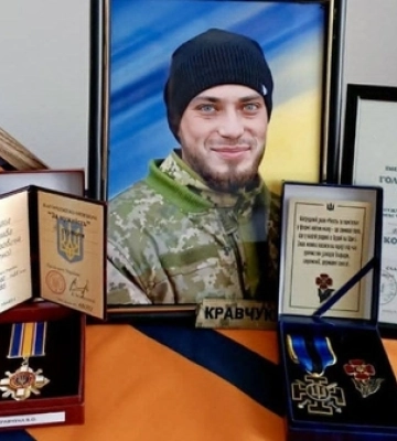 На Волині рідним загиблого Героя Владислава Кравчука вручили нагороди 