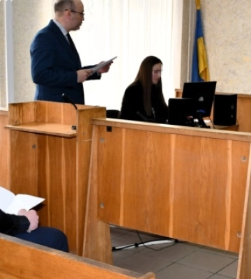 Ревновал жену к собственному ребенку. Стали известны подробности смерти 3-летнего мальчика на Полтавщине — в убийстве подозревают отца
