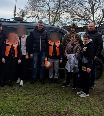 Врятували та притягнули до відповідальності: поліція евакуювала сім’ю