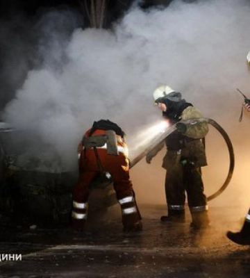 У Харкові російський дрон влучив у багатоповерхівку