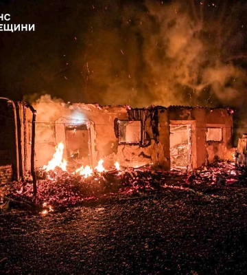 рф вдарила по порту та будинках на Одещині - є постраждалі, атаки зазнало іноземне судно