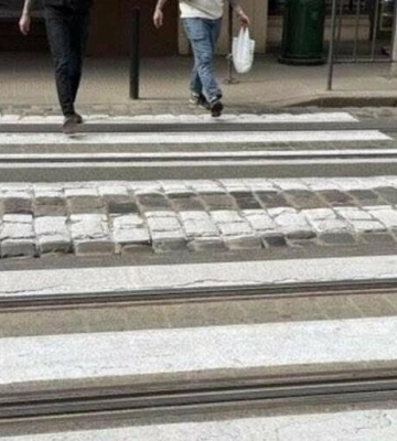 Весняне оновлення: у Львові відновлюють дорожню розмітку