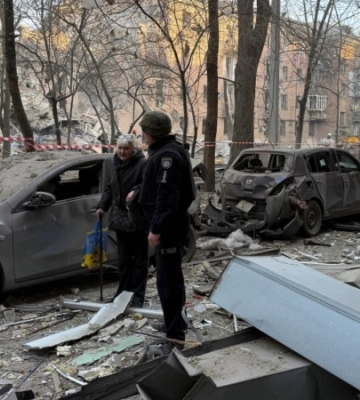 Росіяни знову вдарили по Дніпру, семеро поранених