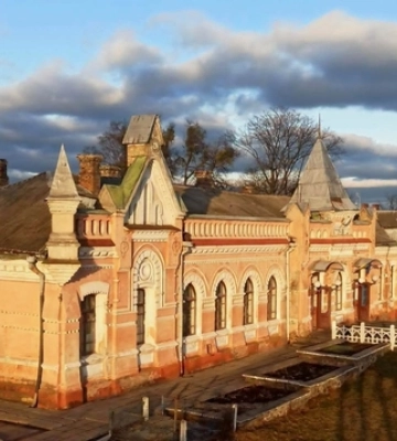 На Волині висадили понад гектар лісу на честь загиблого воїна-лісівника