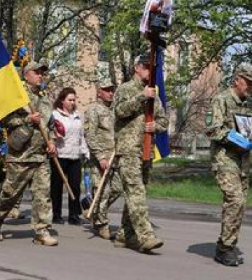 Кобеляки провели в останню путь свого земляка
