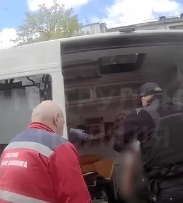 У квартирі в Запоріжжі вибухнула граната: загинула жінка, двоє чоловіків поранені. ВIДЕО