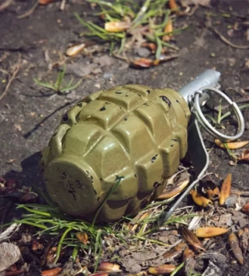 У Запоріжжі внаслідок вибуху гранати у квартирі загинула жінка, двоє чоловіків поранені