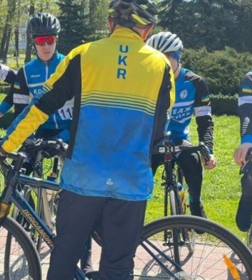 У Полтаві провели велозаїзд на підтримку ЗСУ