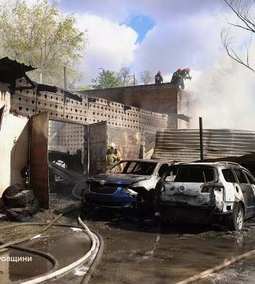 Сильна пожежа у Дніпрі: рятувальники розповіли про наслідки
