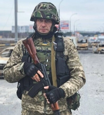 Актор із Запоріжжя Олексій Тритенко отримав "Золотий Хрест" від Головнокомандувача ЗСУ