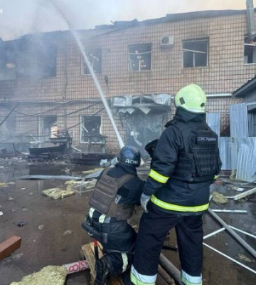 Армія РФ атакувала Чернігівщину: двоє людей поранені, 4,5 споживачів без світла