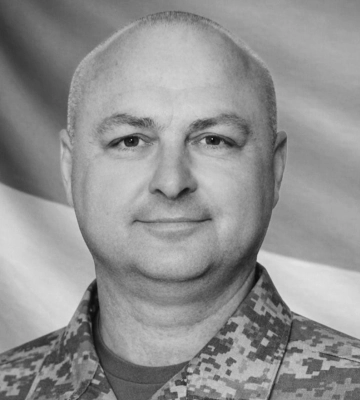 Вважали зниклим безвісти: у Черкасах попрощалися із захисником